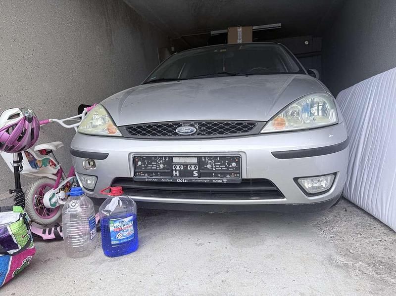 Gebraucht Ford Focus Viva 101 PS (74 kW) 2004 Grau Limousine