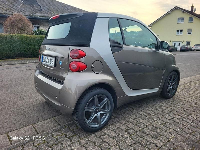 Gebraucht Smart ForTwo Cabrio Passion 71 PS (52 kW) 2011 Braun Cabrio