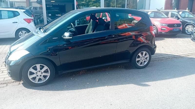 Gebraucht Mercedes A160 82 PS (60 kW) 2009 Schwarz Kleinwagen