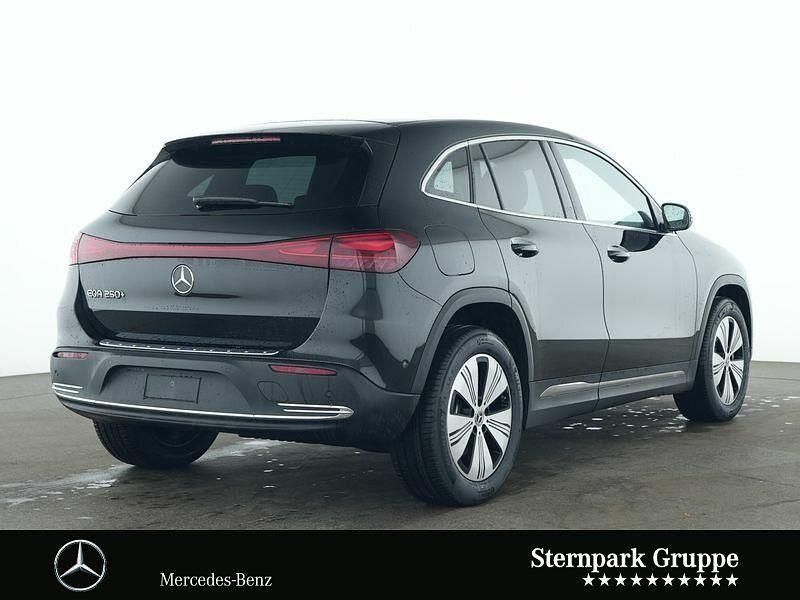 Gebraucht Mercedes EQA250+ Progressive 139 kW (190 PS) 2025 Lack kosmosschwarz SUV