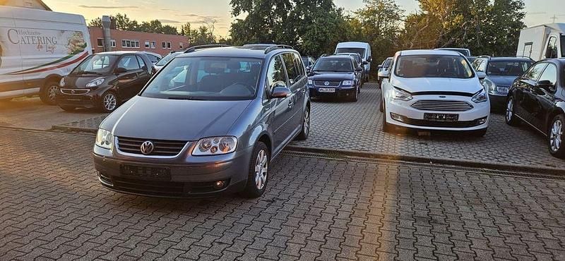 Grau Gebraucht 2005 VW Touran Trendline Van / Kleinbus | 1.700 € (Fairer Preis) - Bild 1/4