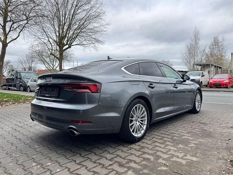 Gebraucht Audi A5 Sportback Basis 190 PS (139 kW) 2017 Grau Kleinwagen