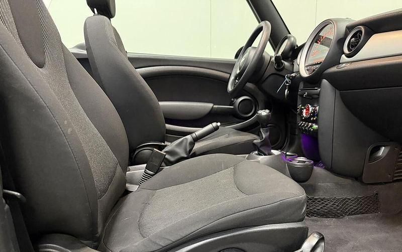 Gebraucht Mini One Cabriolet 98 PS (72 kW) 2015 Schwarz Cabrio