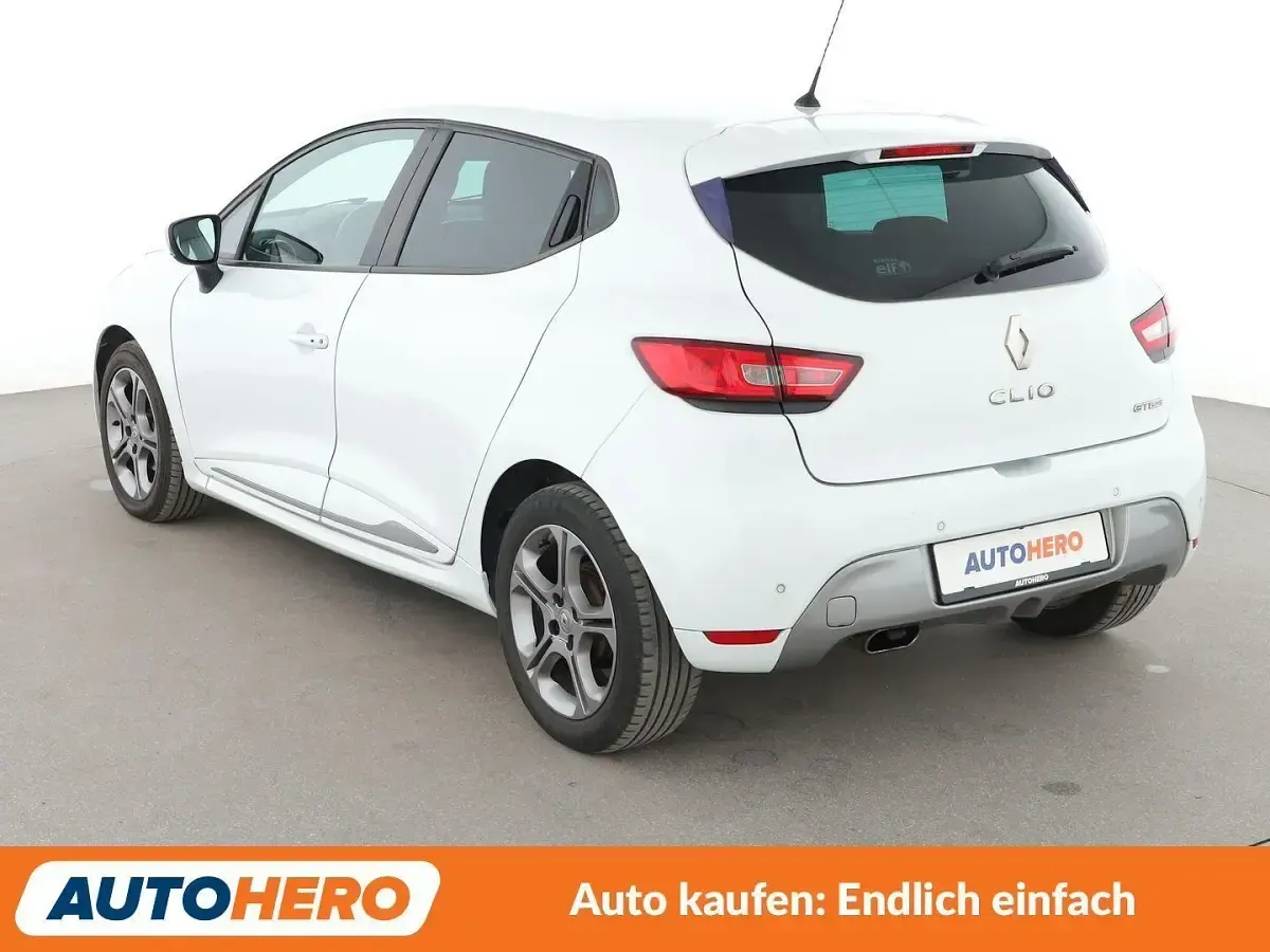 Gebraucht Renault Clio LIMITED 90 PS (66 kW) 2017 Weiß Kleinwagen