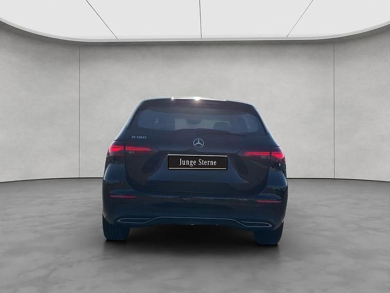 Gebraucht Mercedes B180 Advanced 136 PS (100 kW) 2025 Nachtschwarz Van / Kleinbus
