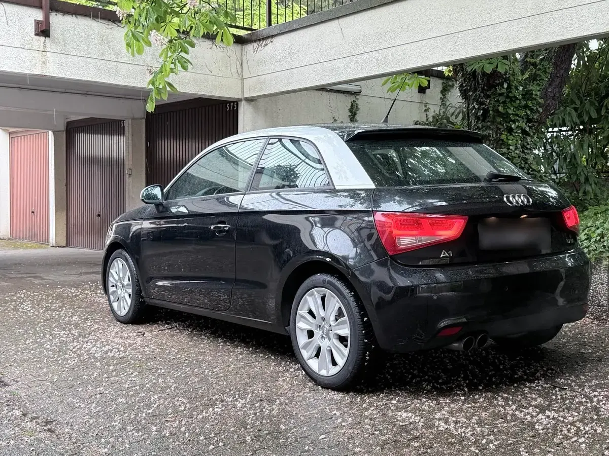 Gebraucht Audi A1 122 PS (89 kW) 2011 Schwarz Kleinwagen