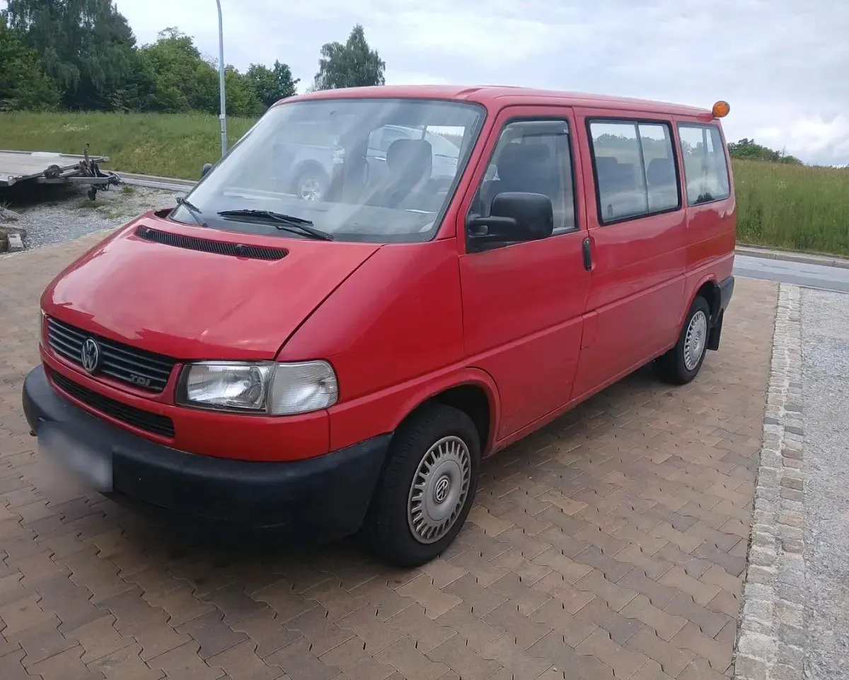 Gebraucht VW T4 102 PS (75 kW) 1996 Rot Van