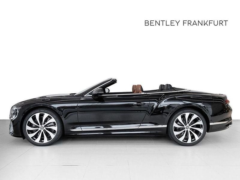 Gebraucht Bentley Continental 680 PS (500 kW) 2025 Beluga (solid) (schwarz) Cabrio