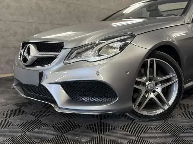Gebraucht Mercedes E250 AMG line 204 PS (150 kW) 2015 Silber metallic