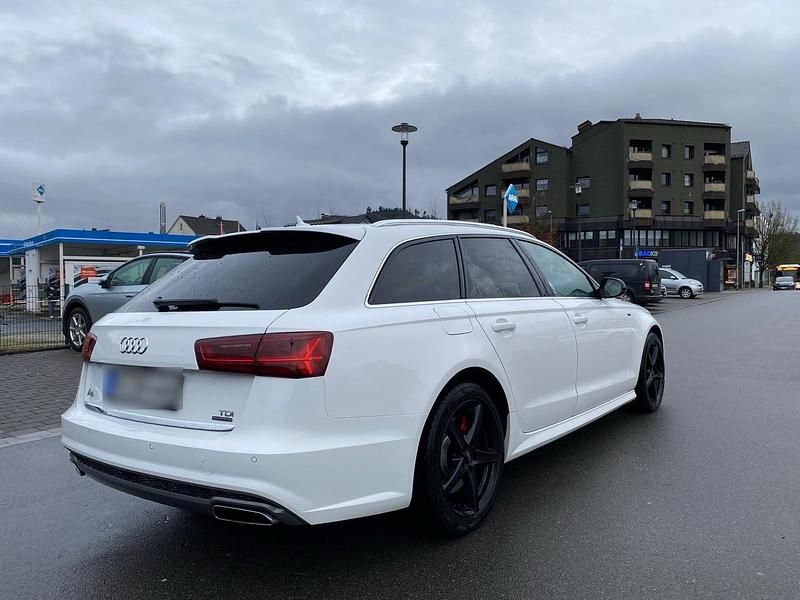 Gebraucht Audi A6 218 PS (160 kW) 2015 Weiß Kombi