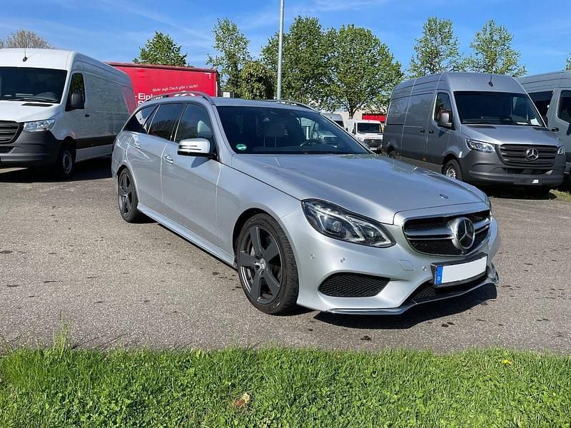 Silber Gebraucht 2013 Mercedes E500 AMG Kombi | 22.999 € (Superpreis) - Bild 1/4