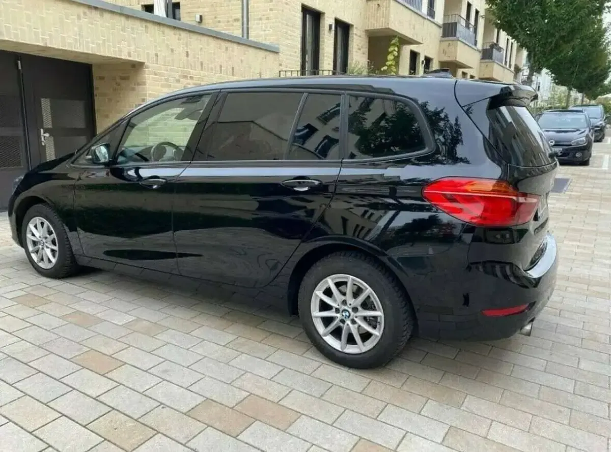 Gebraucht BMW 218 Gran Tourer Advantage 136 PS (100 kW) 2016 Van / Kleinbus