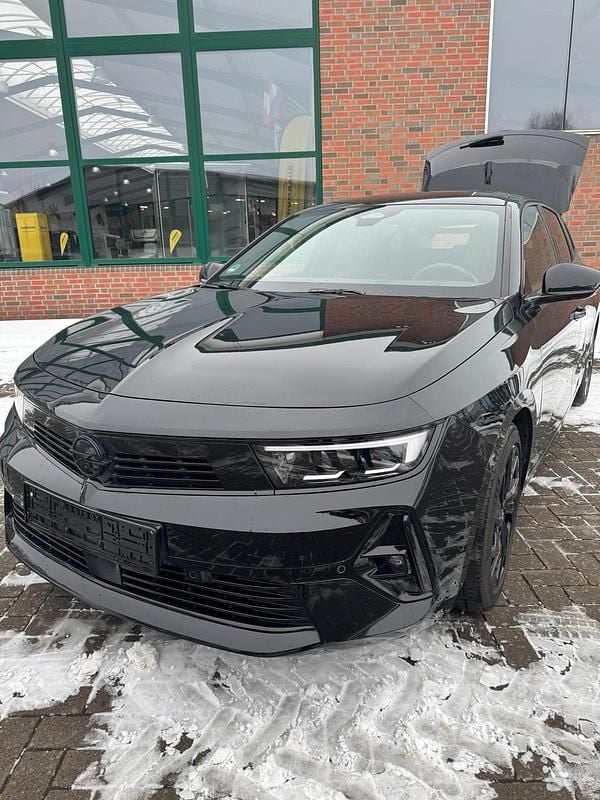 Schwarz Gebraucht 2023 Opel Astra Kombi | 22.500 € (Guter Preis) - Bild 1/4