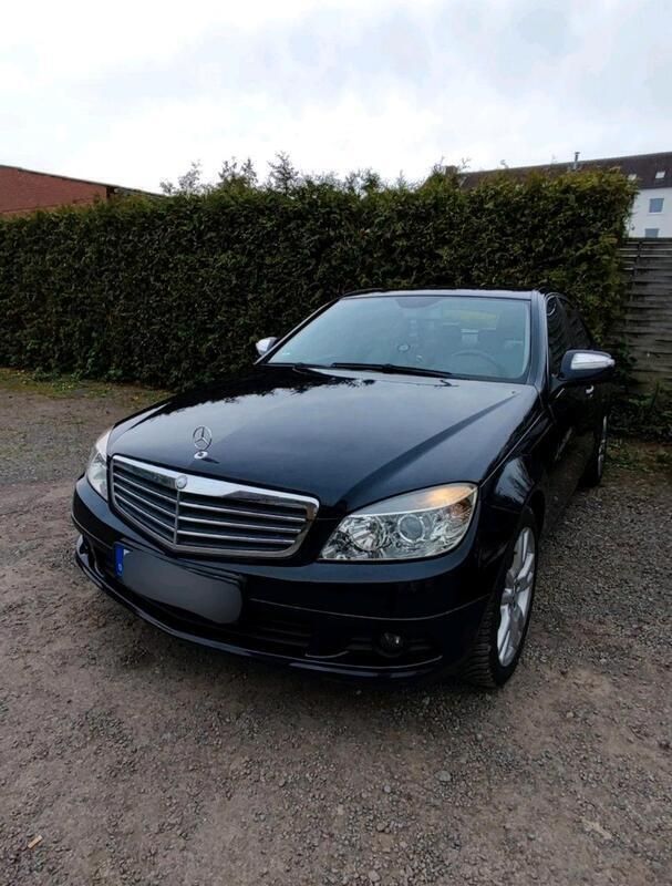 Blau Gebraucht 2007 Mercedes C200 Limousine | 6.900 € - Bild 1/4