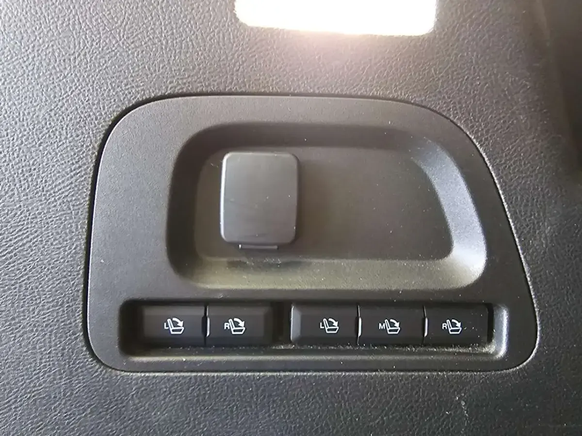 Gebraucht Ford S-MAX S 165 PS (121 kW) 2019 Schwarz Van / Kleinbus