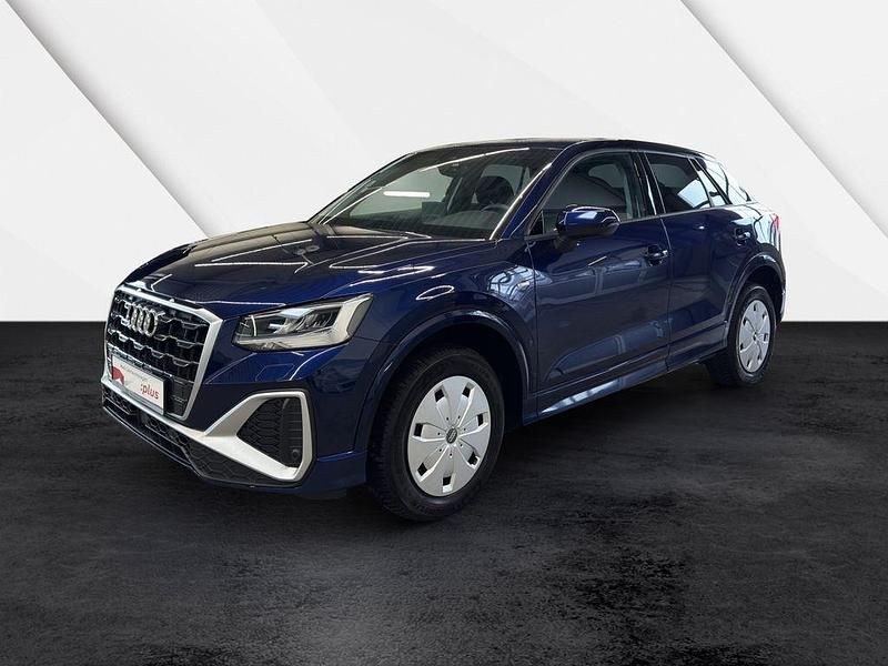 Gebraucht Audi Q2 S-Line 150 PS (110 kW) 2025 Navarrablau metallic SUV