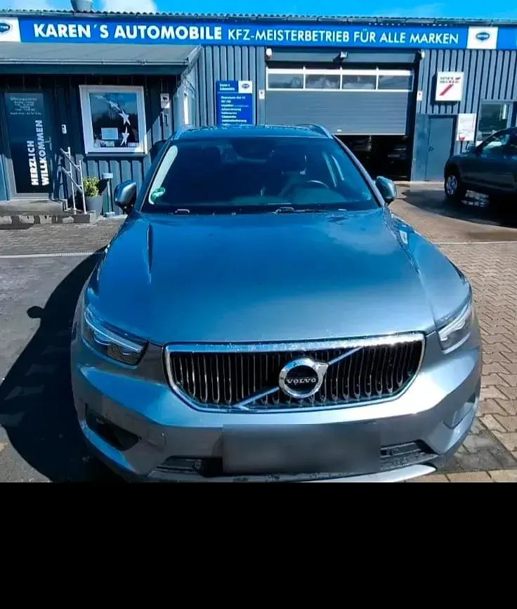 Gebraucht Volvo XC40 190 PS (139 kW) 2018 Silber SUV