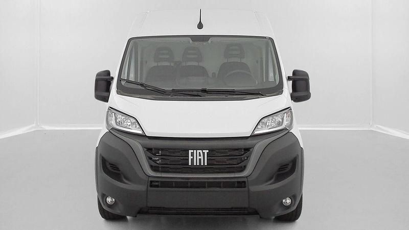 Gebraucht Fiat Ducato 140 PS (102 kW) 2023 Blanc Van