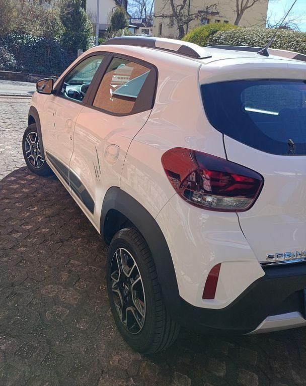 Gebraucht Dacia Spring Comfort 33 kW (45 PS) 2022 Weiß Kleinwagen