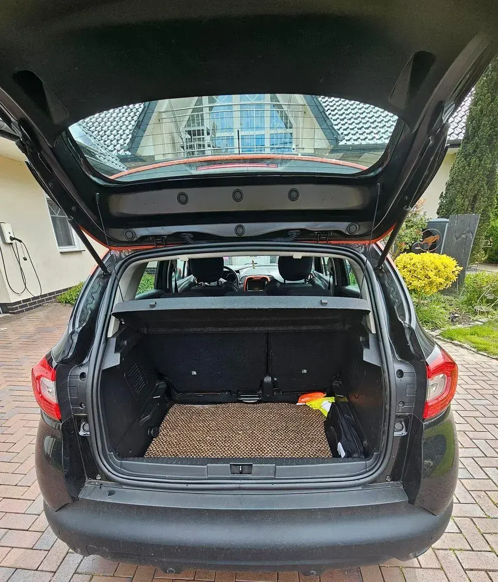 Gebraucht Renault Captur Dynamique 120 PS (88 kW) 2013 Schwarz SUV