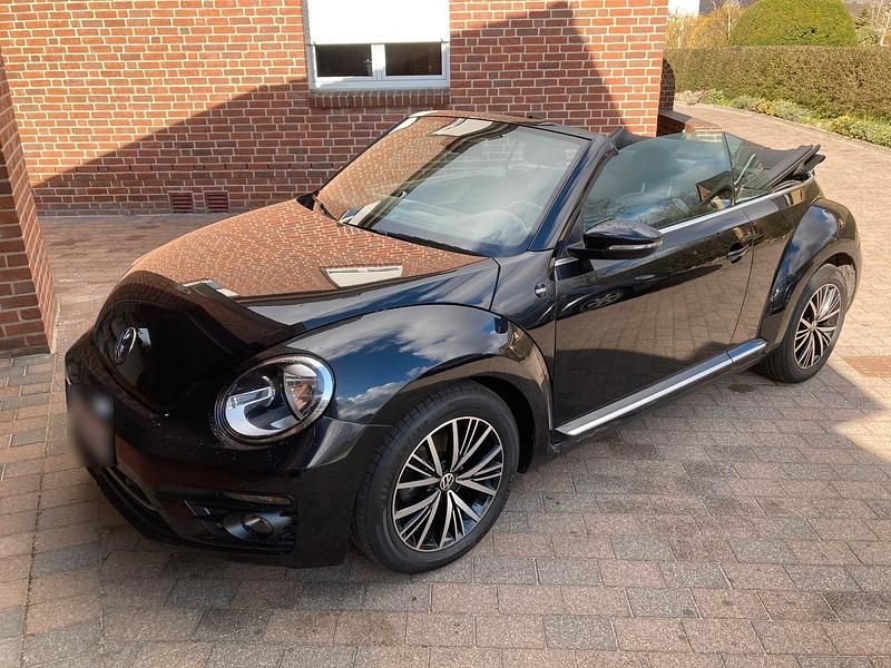 Gebraucht VW Beetle Sound 105 PS (77 kW) 2018 Schwarz Kleinwagen