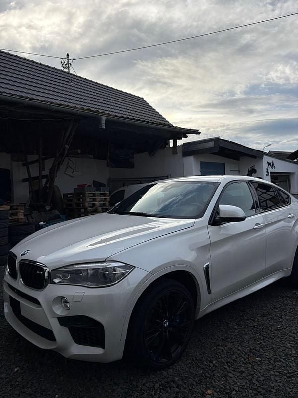 Weiß Gebraucht 2017 BMW X6 M SUV | 35.500 € - Bild 1/4