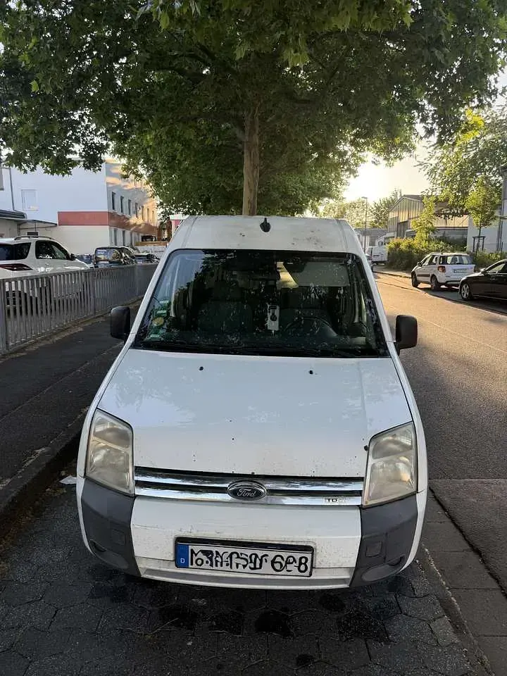 Gebraucht Ford Tourneo Connect 102 PS (75 kW) 2008 Van / Kleinbus