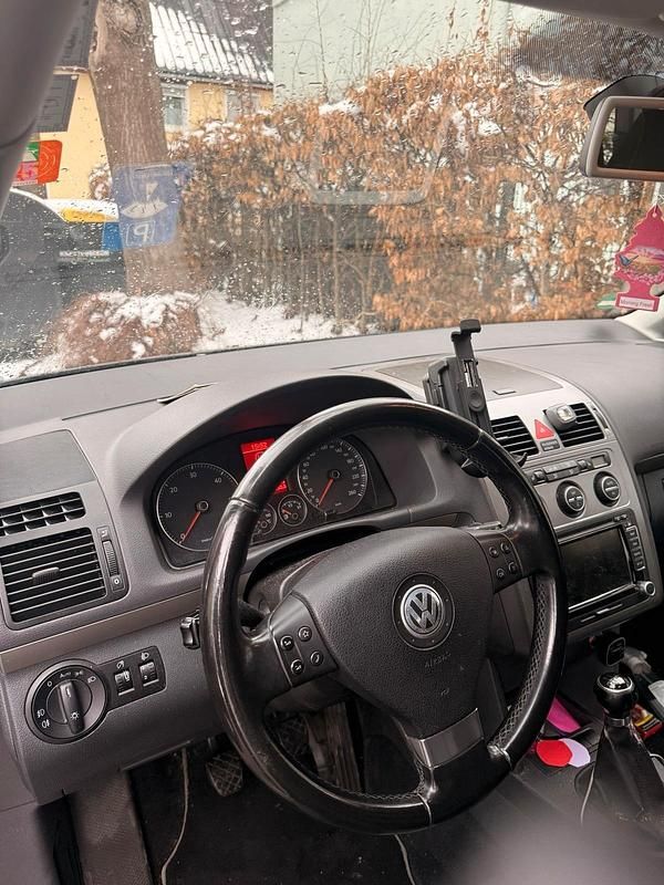 Gebraucht VW Touran 140 PS (102 kW) 2008 Grau Van / Kleinbus