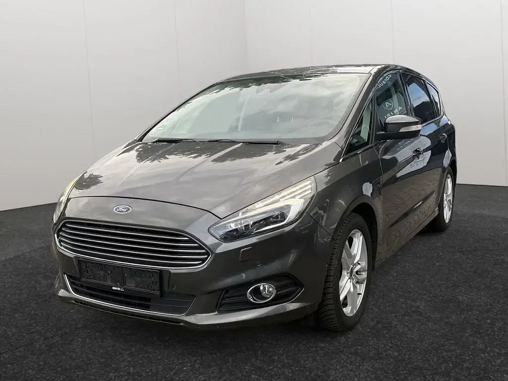 Gebraucht Ford S-MAX Titanium 241 PS (177 kW) 2017 Grau Van / Kleinbus