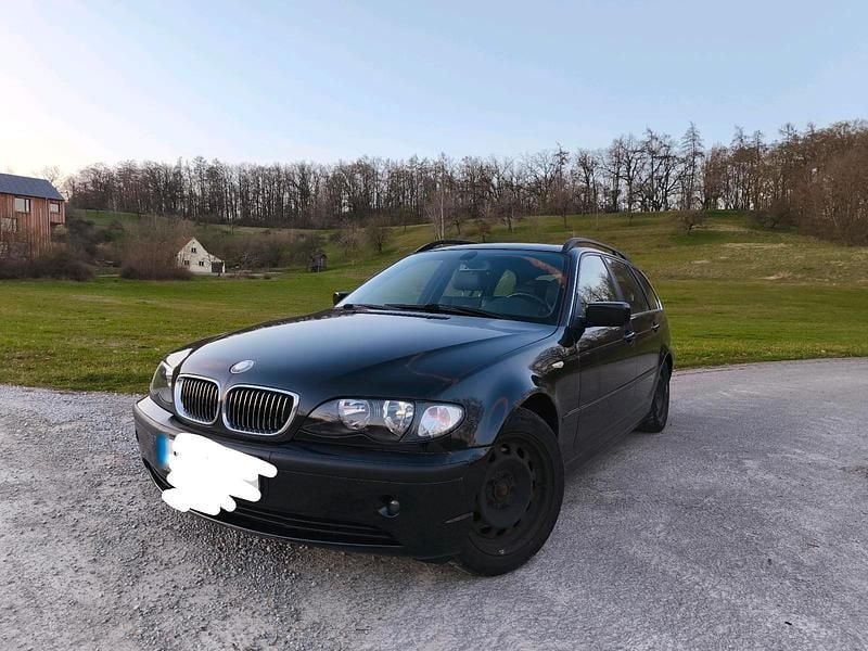 Second-hand BMW 320 170 CP (125 kW) 2004 Albastru Break
