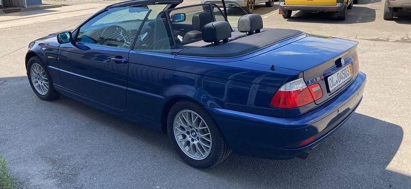 Gebraucht BMW 318 Cabriolet 150 PS (110 kW) 2003 Blau Cabrio