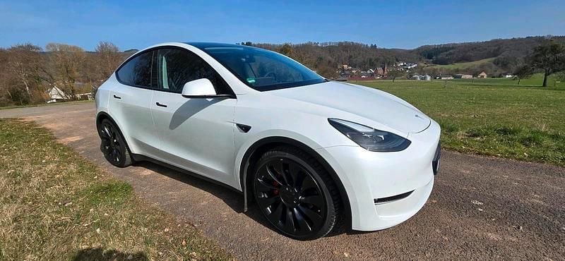 Gebraucht Tesla Model Y Performance 330 kW (450 PS) 2022 Weiß SUV