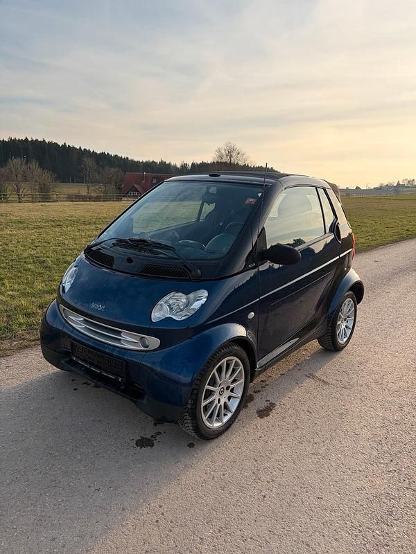 Gebraucht Smart ForTwo Cabrio 61 PS (44 kW) 2002 Blau Cabrio