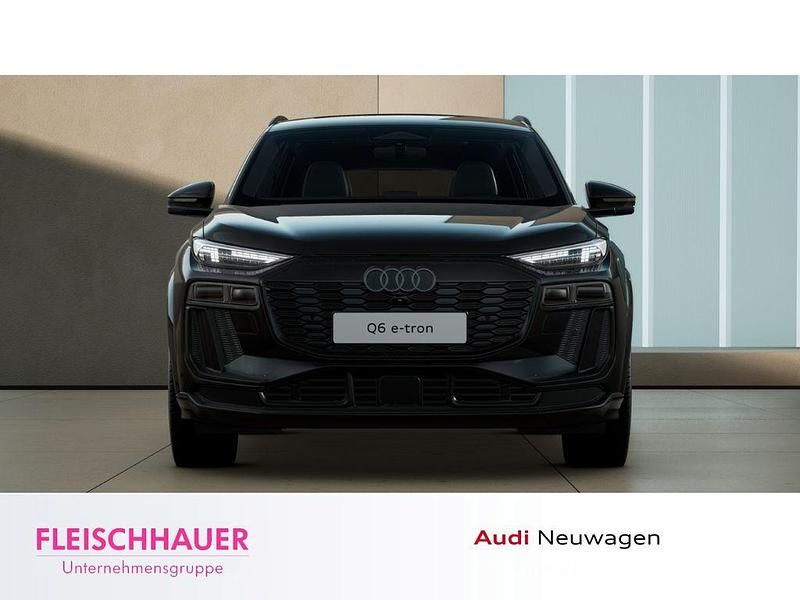 Neu Audi Q6 e-tron S-Line 225 kW (306 PS) 2026 Grau SUV