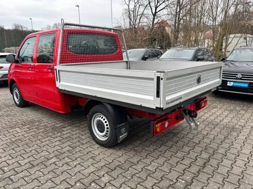 Gebraucht VW Transporter 150 PS (110 kW) 2021 Rot Van