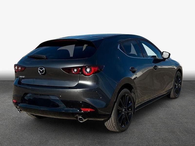 Neu Mazda 3 Homura-Line 140 PS (102 kW) 2026 Grau Limousine