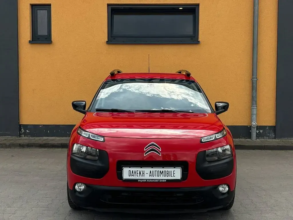 Gebraucht Citroën C4 Shine 99 PS (72 kW) 2016 Rot SUV