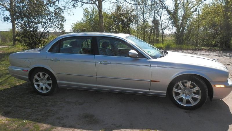 Gebraucht Jaguar XJ 298 PS (219 kW) 2005 Silber Limousine