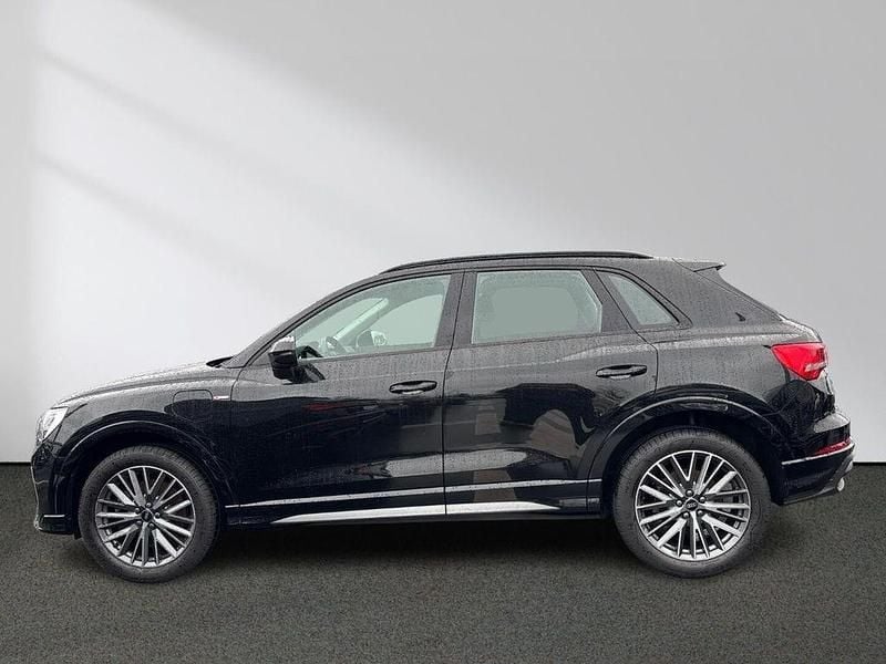 Gebraucht Audi Q3 S-Line 245 PS (180 kW) 2022 Mythosschwarz metallic SUV