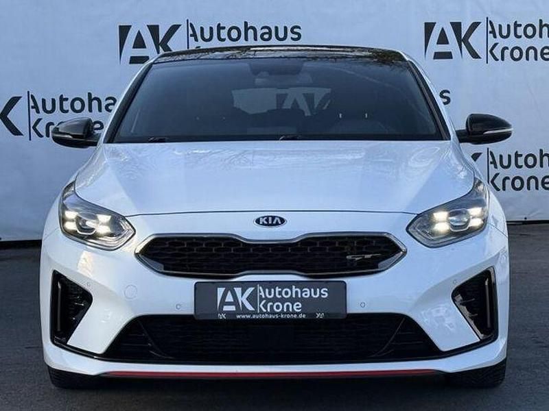 Gebraucht Kia ProCeed GT 204 PS (150 kW) 2019 (hw2) deluxeweiss met. Kombi