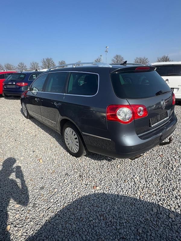 Gebraucht VW Passat 170 PS (125 kW) 2010 Grau Kombi