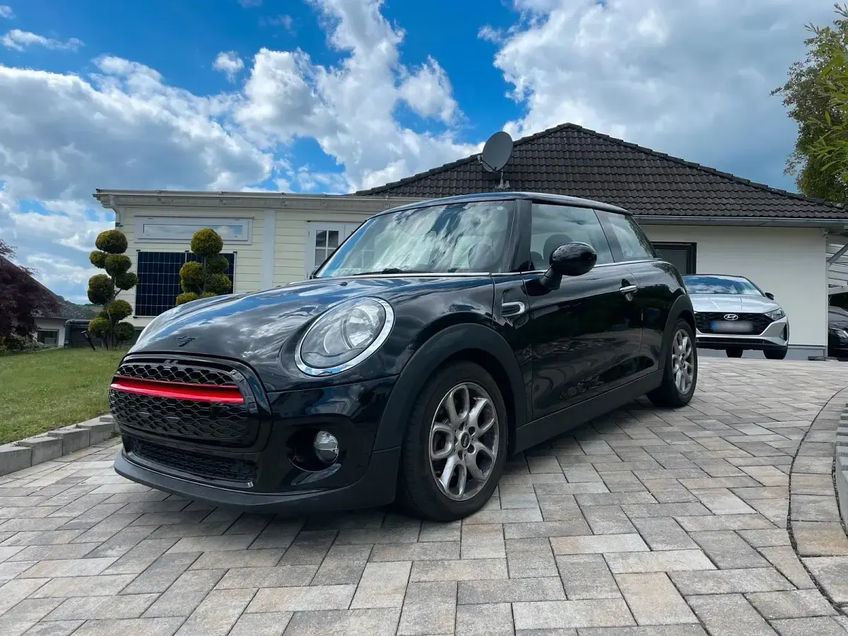 Occasion Mini Cooper Pepper 136 PK (100 kW) 2016 Zwart Hatchback