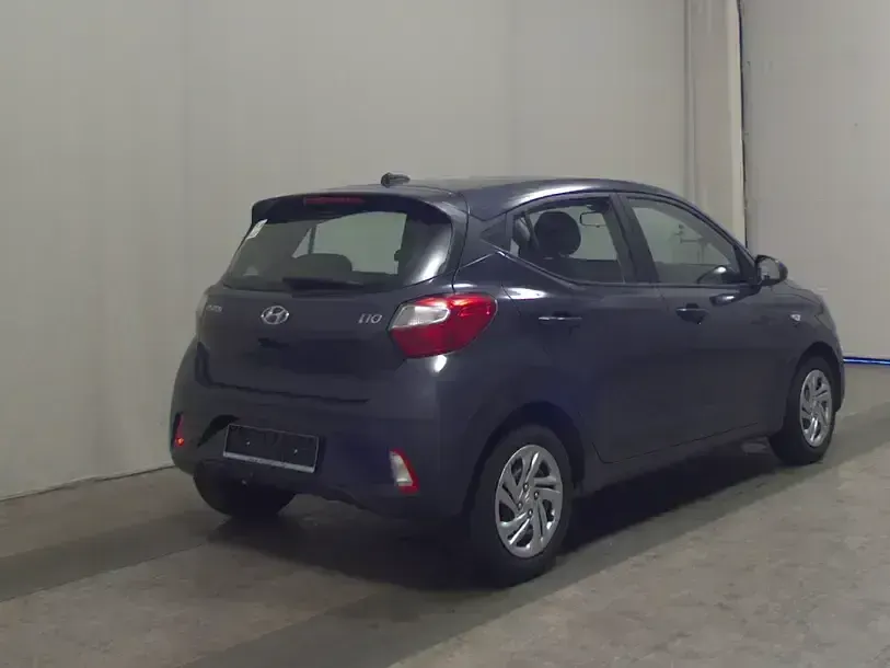 Gebraucht Hyundai i10 67 PS (49 kW) 2021 Grau Kleinwagen