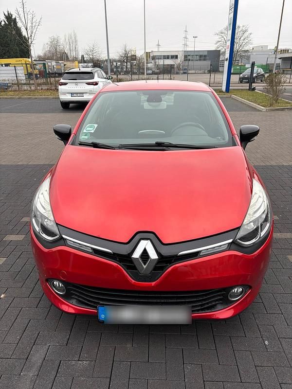 Gebraucht Renault Clio IV Initiale Paris 90 PS (66 kW) 2014 Rot Kleinwagen