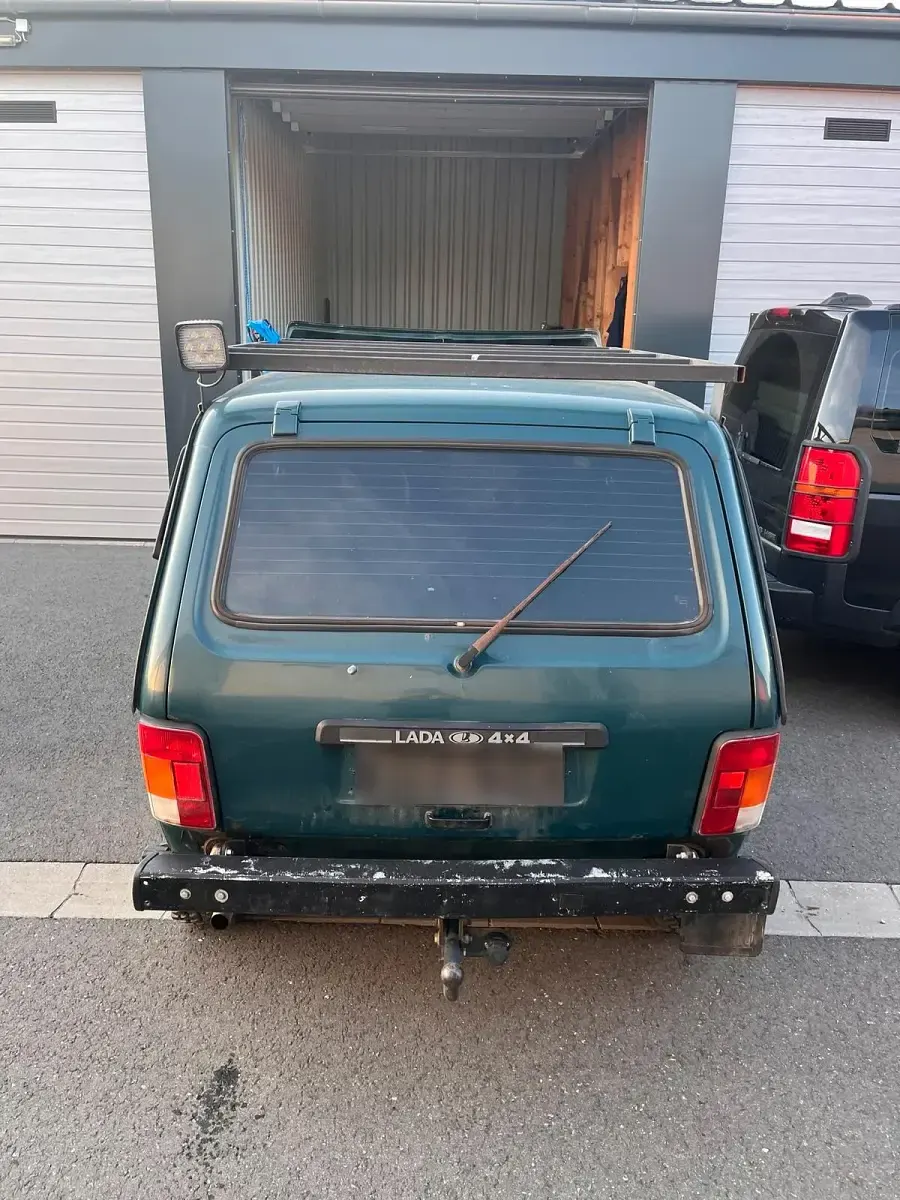Gebraucht Lada niva 82 PS (60 kW) 2009 SUV