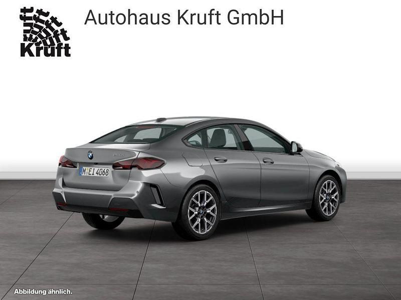 Gebraucht BMW 220 150 PS (110 kW) 2025 Skyscraper grau Coupé