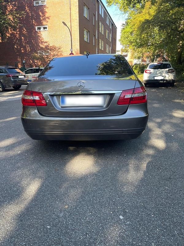 Gebraucht Mercedes E220 2009 Andere farben Limousine