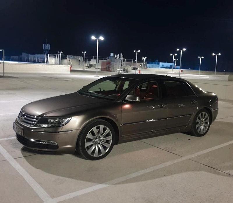 Gold Gebraucht 2011 VW Phaeton Limousine | 5.950 € (Superpreis) - Bild 1/4