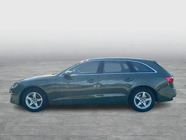 Gebraucht Audi A4 163 PS (119 kW) 2023 Grün Kombi