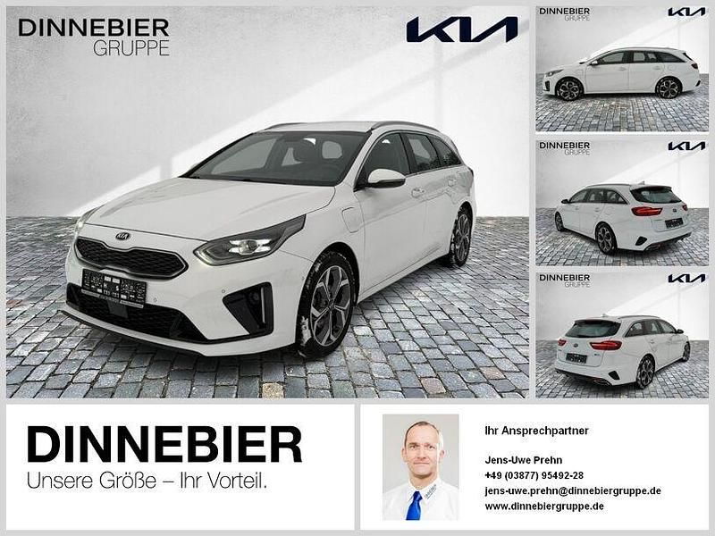 Gebraucht Kia Ceed Spirit 141 PS (103 kW) 2021 Weiß (metallic) Kleinwagen